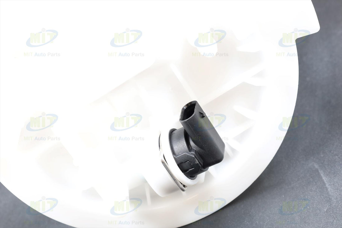 MERCEDES A-CLASS W176 FUEL PUMP+GAUGE+SENSOR, 180D/220/250 13-18 >B-CLASS W246 >GLA X156 >CLA C117