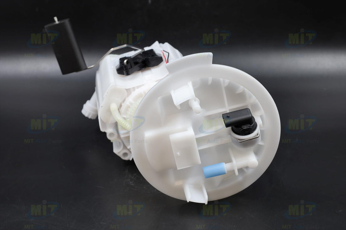 MERCEDES CLA C117 FUEL PUMP+GAUGE+SENSOR, 180/200 13-19 >A-CLASS W176 >B-CLASS W246 >GLA X156