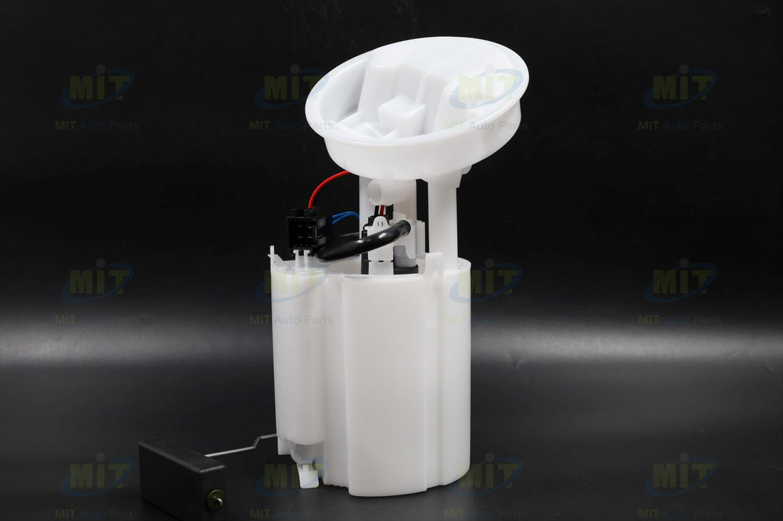 MERCEDES C-CLASS W203 FUEL PUMP+GAUGE C180/200/240/280 LATE MODEL, 04-06
