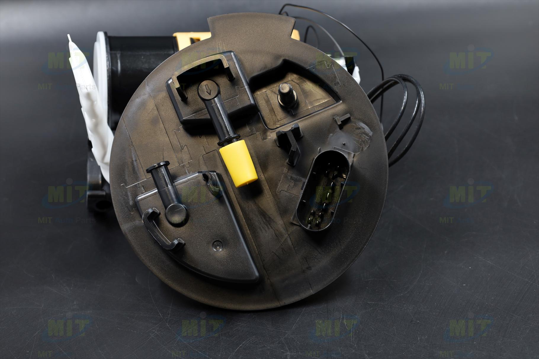 MERCEDES C-CLASS W205 FUEL PUMP+GAUGE+SENSOR, 180/200/250 14-18 >GLC X253 >E-CLASS W213