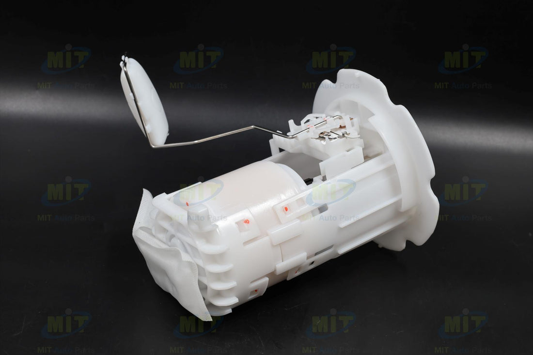NISSAN ALMERA FUEL PUMP+GAUGE 1.6/1.8 4 PIN 00-06