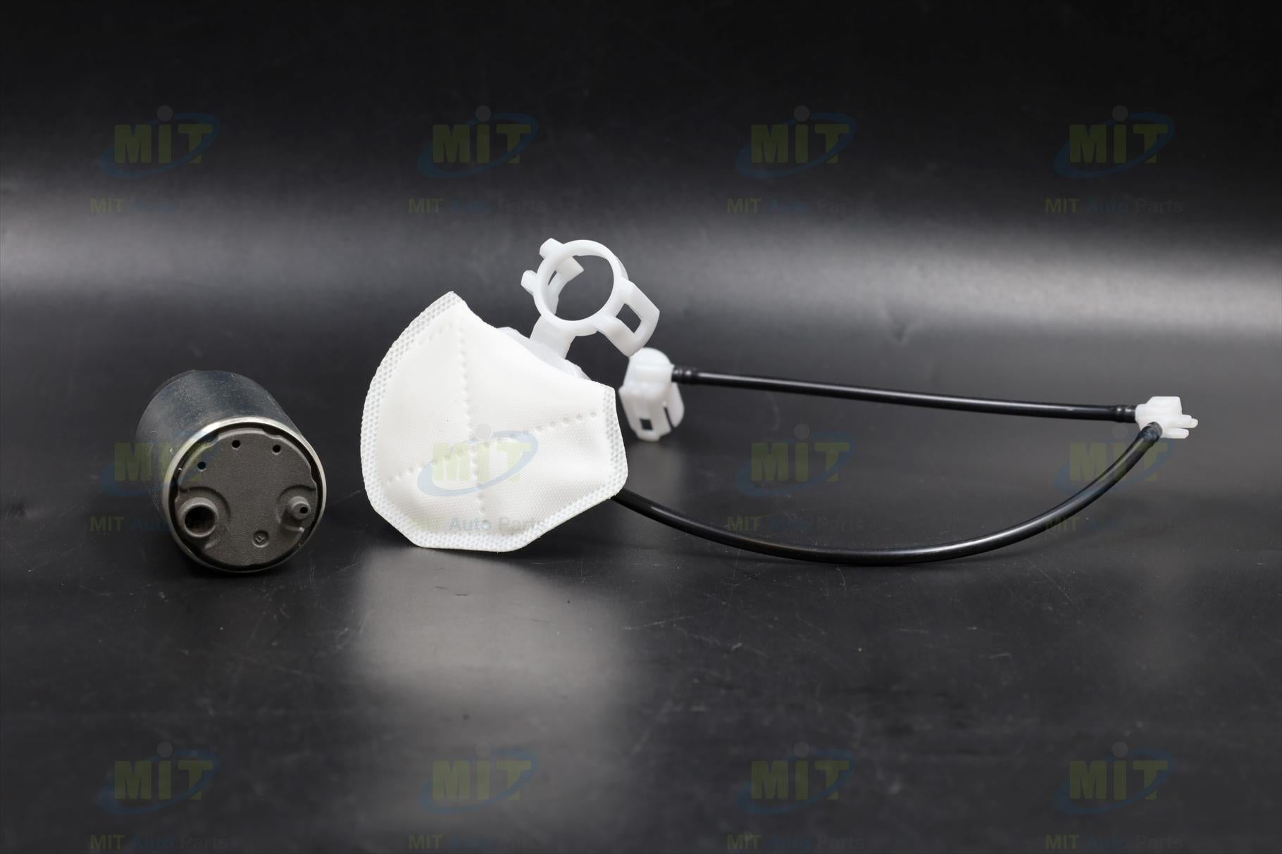 TOYOTA QUANTUM/HIACE FUEL PUMP+FILTER 2.7 05-