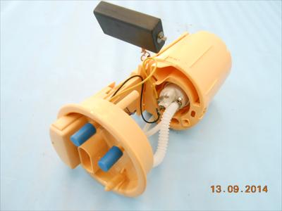 VW TOURAN FUEL PUMP+GAUGE 1.9D/2.0D 04-09